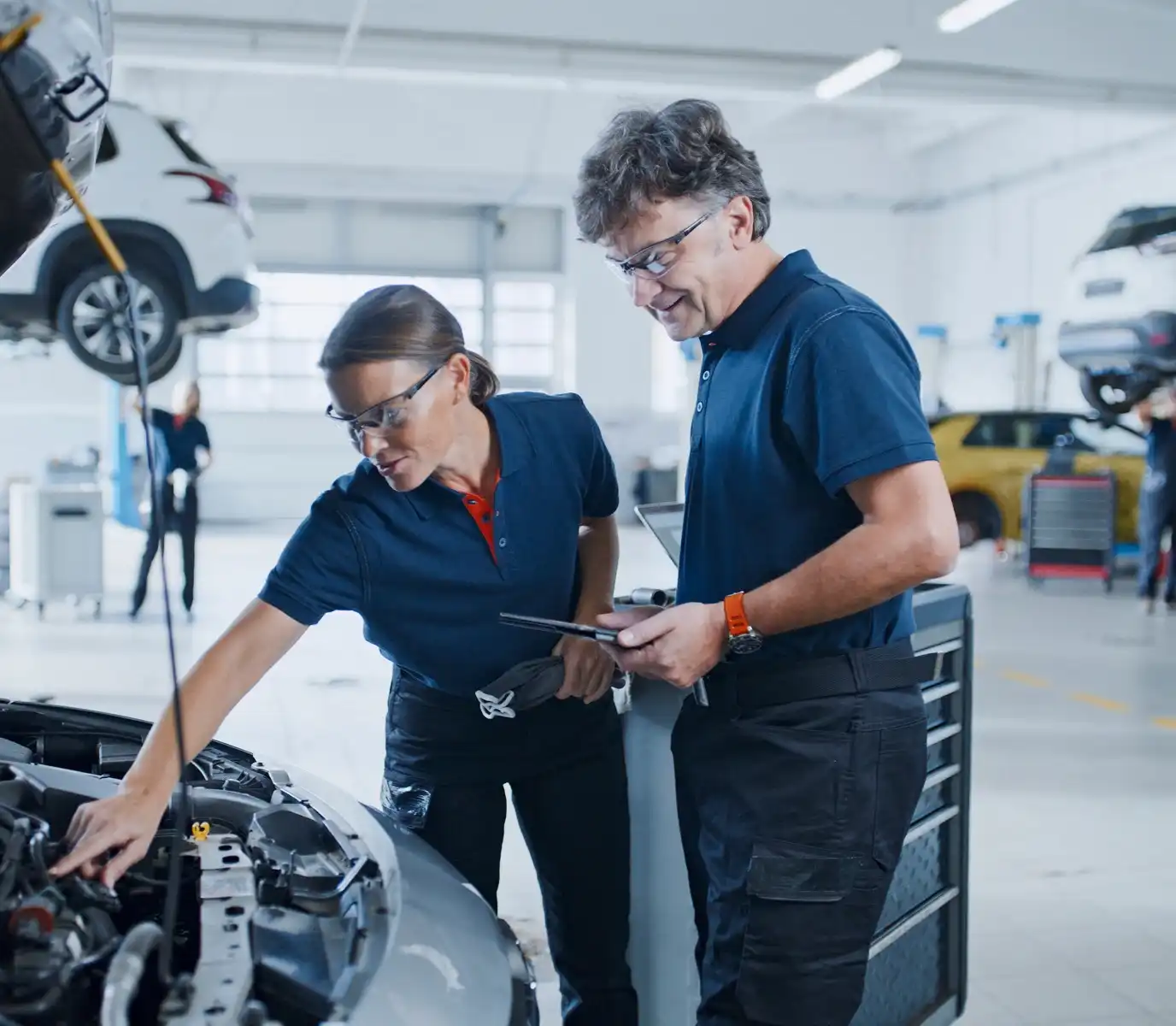 Wayne Kirk Motor Group | Book a service